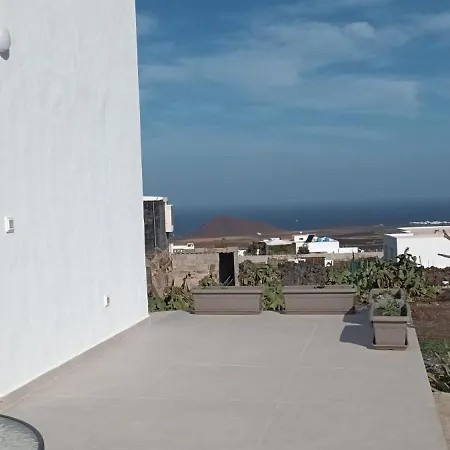 Apartman Falcon Tinajo