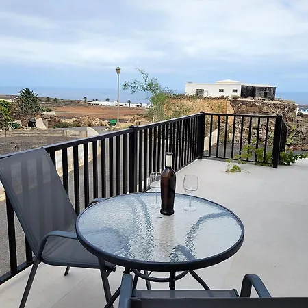 Apartmán Falcon Tinajo
